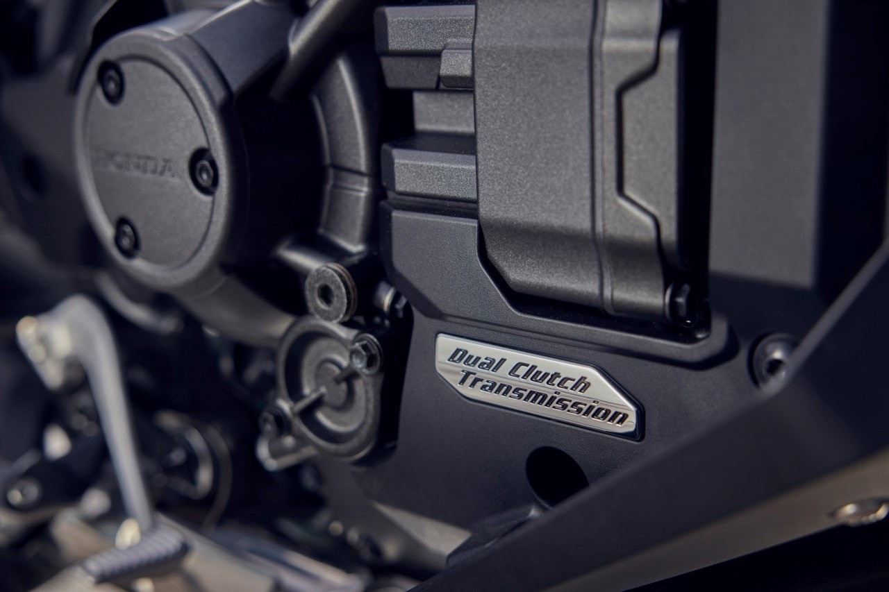 Nuova Honda NT 1100 2025: le foto